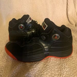 Jordan Jumpman Team 1 'Black Infrared